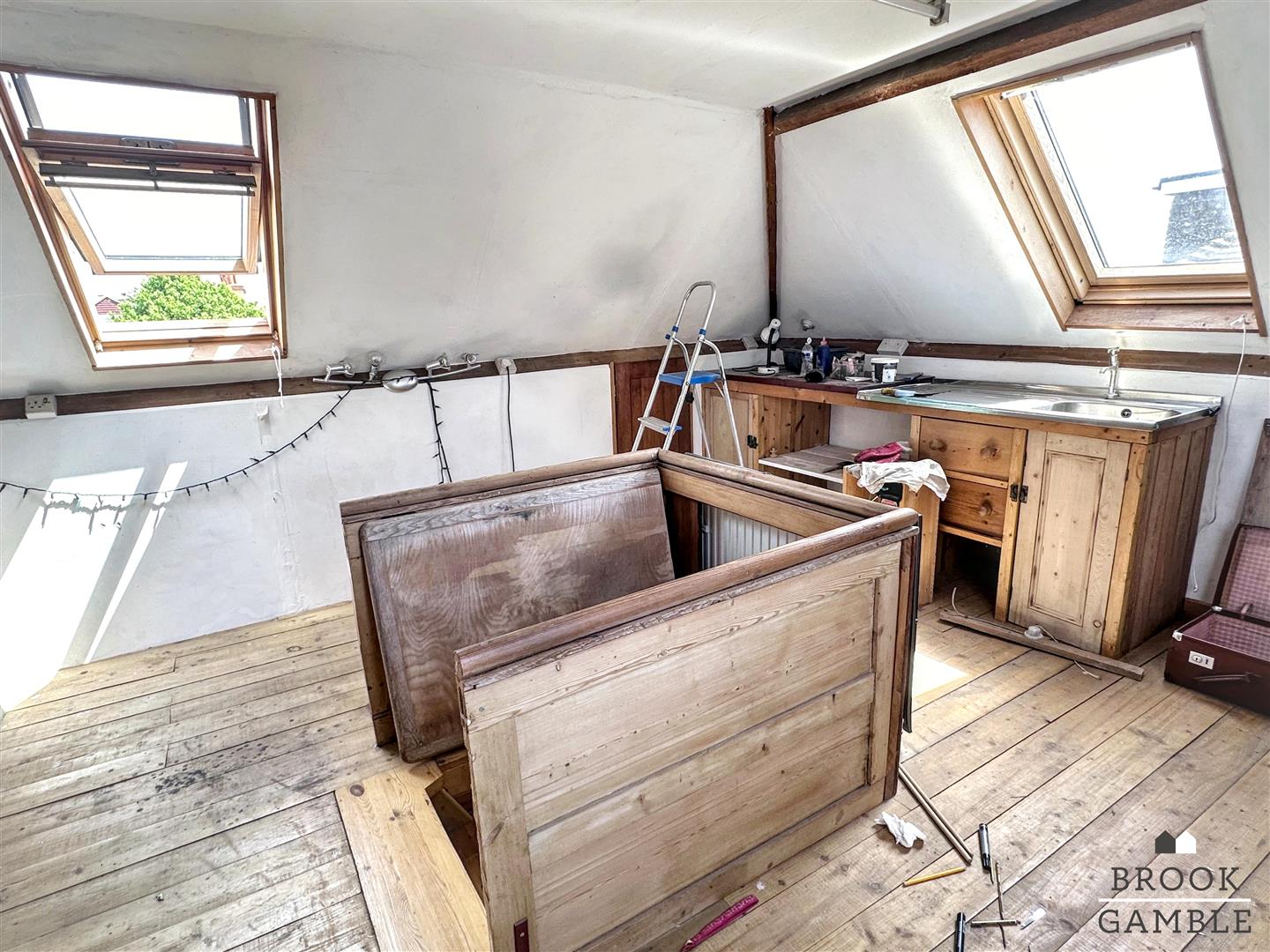 3 Bedroom House. Victoria Drive in Eastbourne,  19